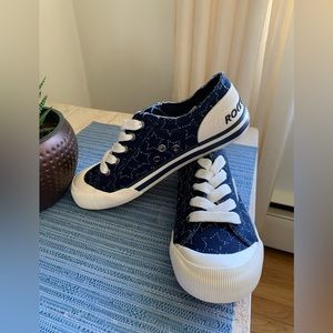 Brand new, Rocket Dog women size 6 sneakers